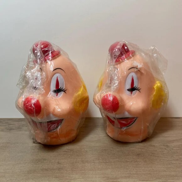 Rubber Clown Heads for Crafting - 5.5" Creepy Circus Faces Doll Parts Halloween - Picture 1 of 4